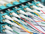 Uru Ndị Dị n’Ọdịnihu nke Cable Fiber Optic A Kpochaza